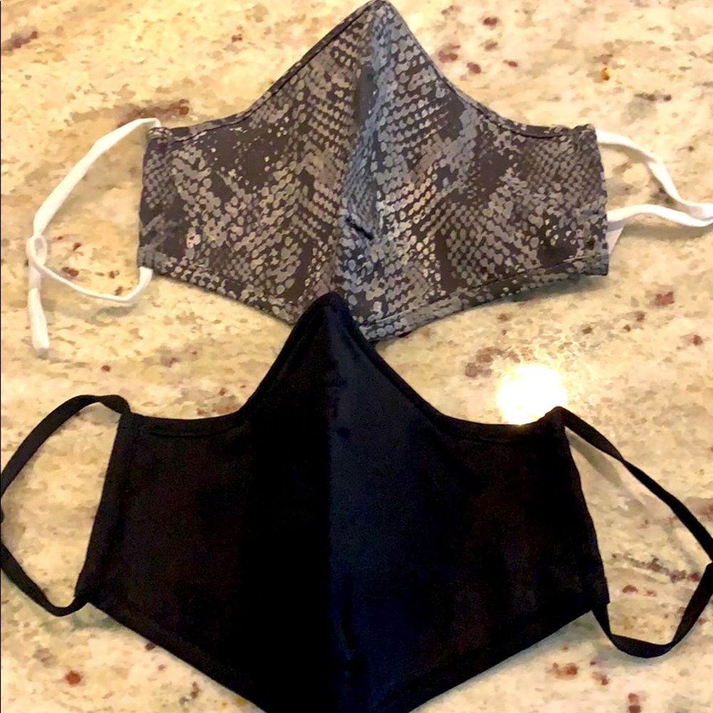 Snake print face mask